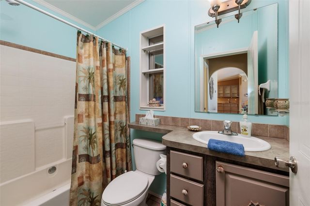 134 AMERICANA COURT NE 216, St Petersburg, FL 33702