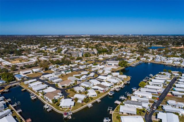 134 AMERICANA COURT NE 216, St Petersburg, FL 33702