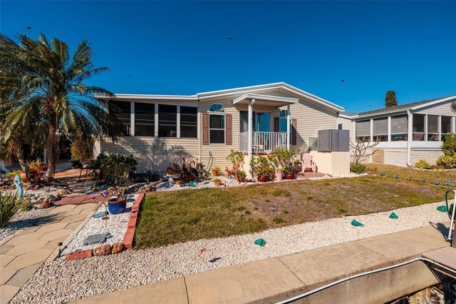 134 AMERICANA COURT NE 216, St Petersburg, FL 33702