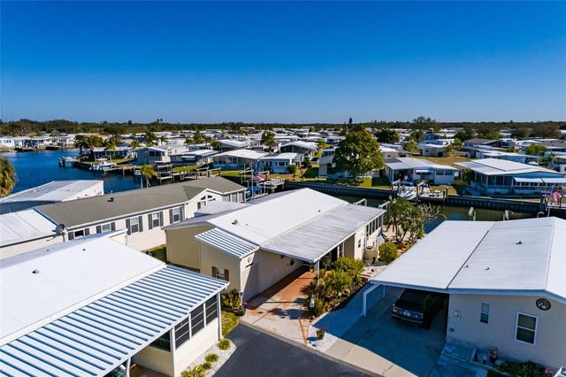 134 AMERICANA COURT NE 216, St Petersburg, FL 33702