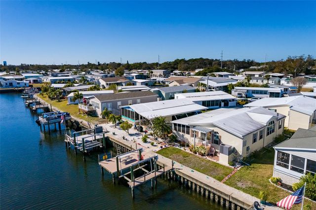 134 AMERICANA COURT NE 216, St Petersburg, FL 33702