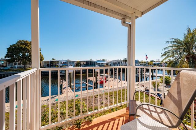 134 AMERICANA COURT NE 216, St Petersburg, FL 33702