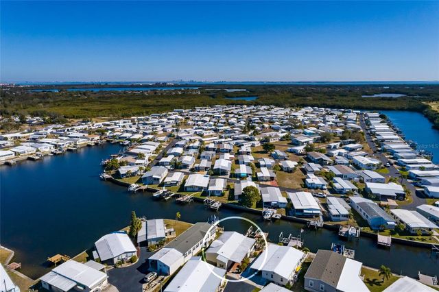 134 AMERICANA COURT NE 216, St Petersburg, FL 33702