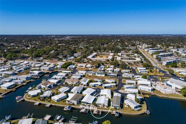 134 AMERICANA COURT NE 216, St Petersburg, FL 33702