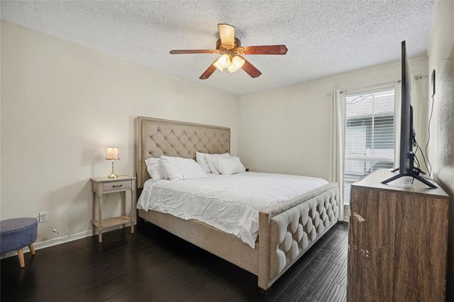 1900 Bay Area Boulevard Q184, Houston, TX 77058