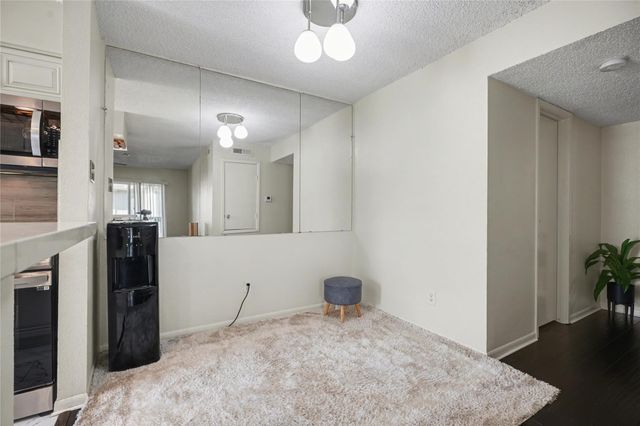 1900 Bay Area Boulevard Q184, Houston, TX 77058