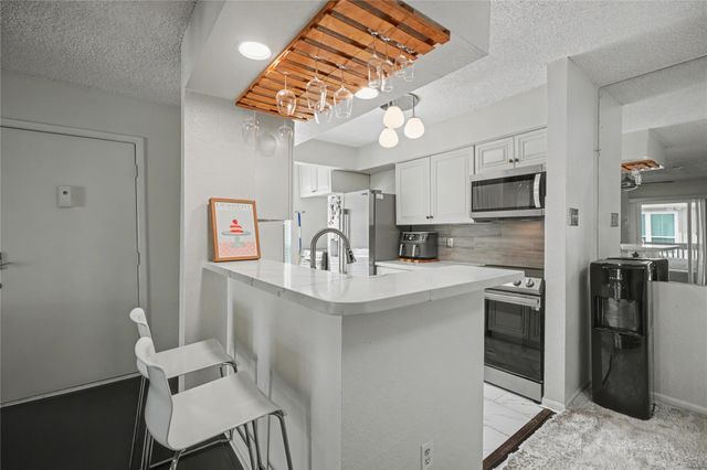 1900 Bay Area Boulevard Q184, Houston, TX 77058