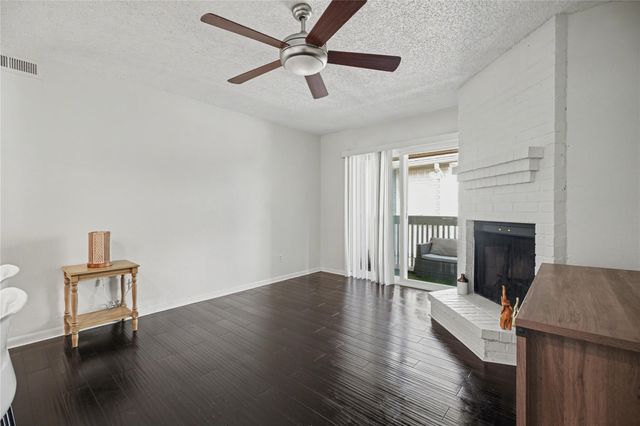 1900 Bay Area Boulevard Q184, Houston, TX 77058