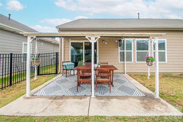 11145 Chapeclane Road, Charlotte, NC 28278