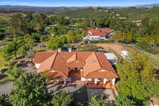 2394 Vista Grande, Vista, CA 92084