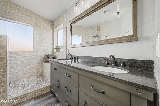 671 W FREMONT Drive, Tempe, AZ 85282