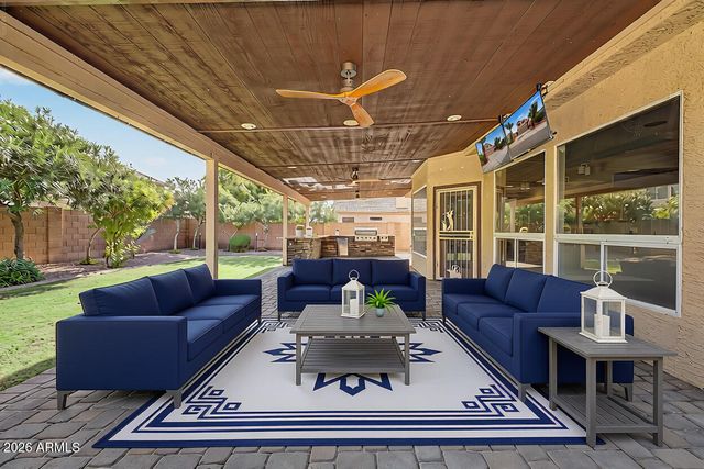 671 W FREMONT Drive, Tempe, AZ 85282