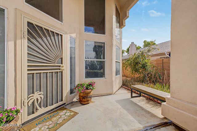 671 W FREMONT Drive, Tempe, AZ 85282