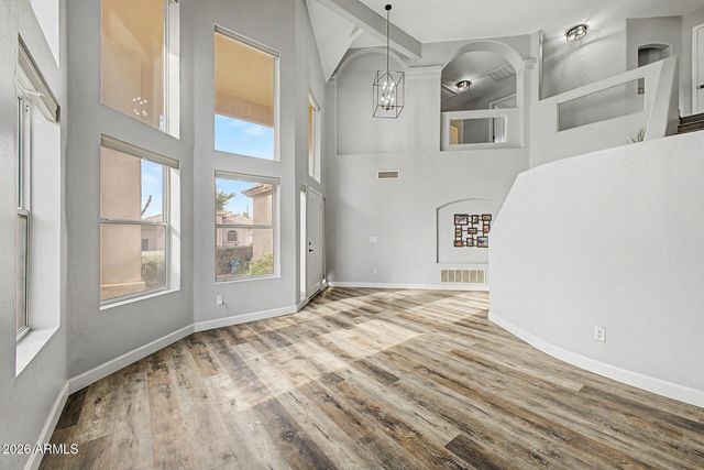 671 W FREMONT Drive, Tempe, AZ 85282