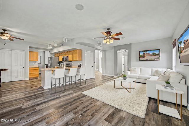 671 W FREMONT Drive, Tempe, AZ 85282