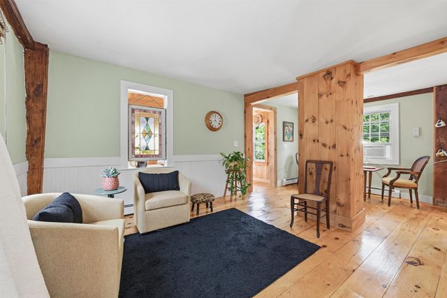 3 Creighton Street, Newmarket, NH 03857