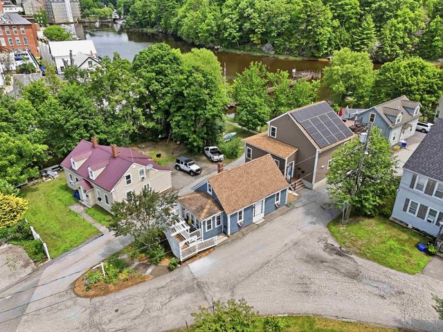 3 Creighton Street, Newmarket, NH 03857