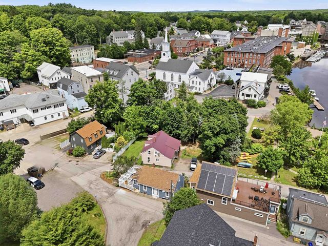 3 Creighton Street, Newmarket, NH 03857