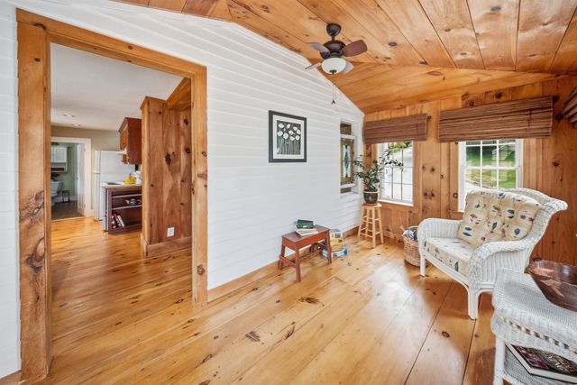 3 Creighton Street, Newmarket, NH 03857