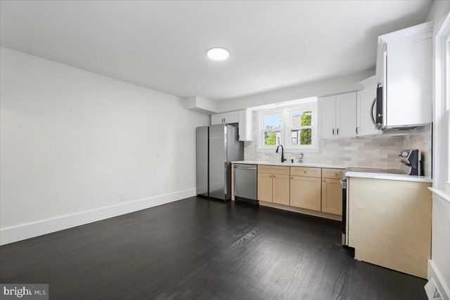 220 NEW HILLCREST AVE, Ewing, NJ 08628