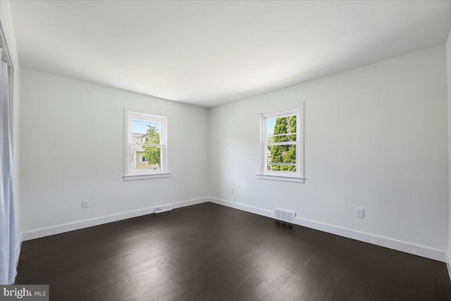 220 NEW HILLCREST AVE, Ewing, NJ 08628