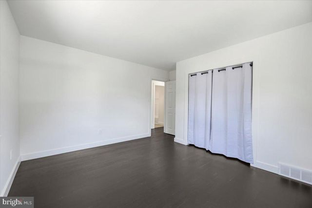 220 NEW HILLCREST AVE, Ewing, NJ 08628