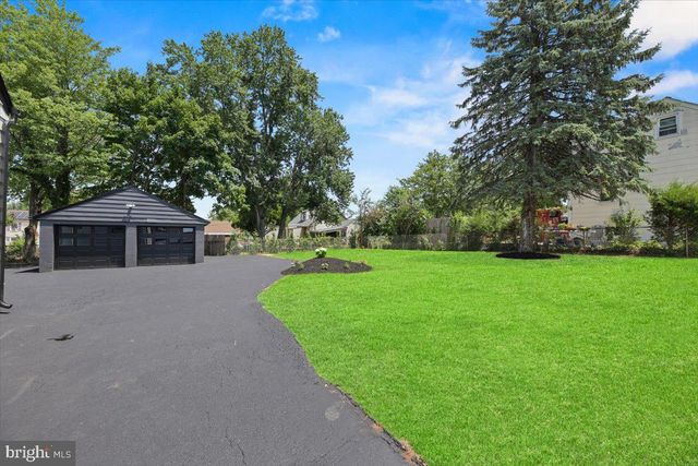 220 NEW HILLCREST AVE, Ewing, NJ 08628