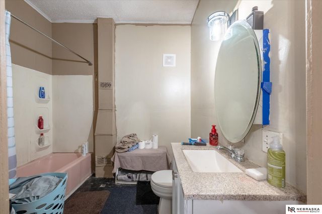 2567 Marcy Street, Omaha, NE 68105