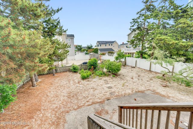 5603 Bayview Avenue, Long Beach Twp, NJ 08008