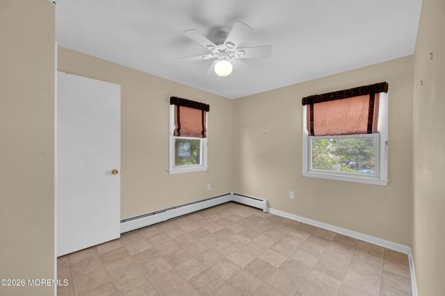 5603 Bayview Avenue, Long Beach Twp, NJ 08008