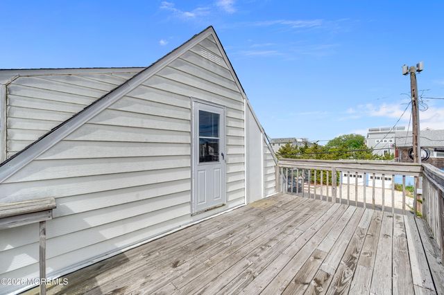 5603 Bayview Avenue, Long Beach Twp, NJ 08008