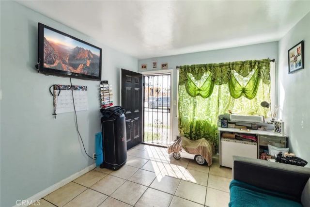 920 S Willowbrook, Compton, CA 90220