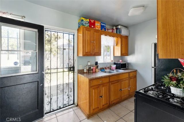 920 S Willowbrook, Compton, CA 90220