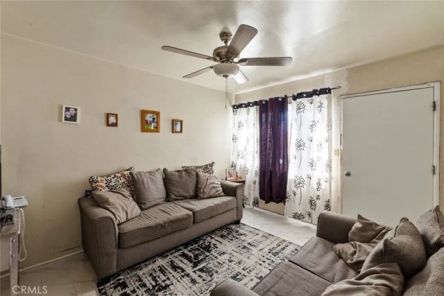 920 S Willowbrook, Compton, CA 90220