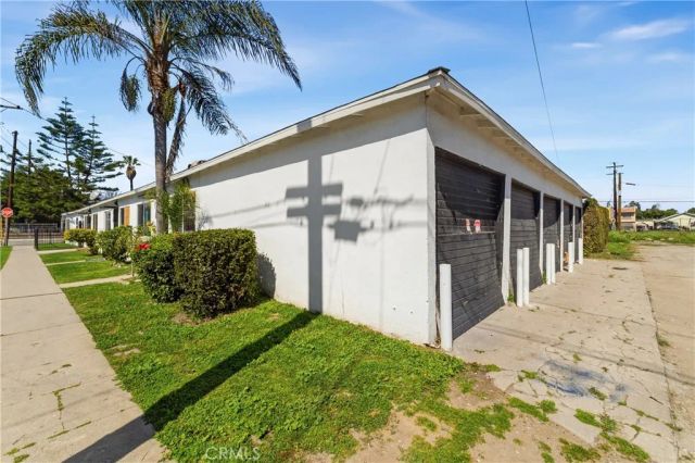 920 S Willowbrook, Compton, CA 90220
