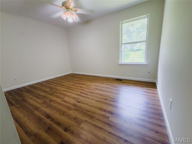 1907 Meadow Trails Drive, Florissant, MO 63031
