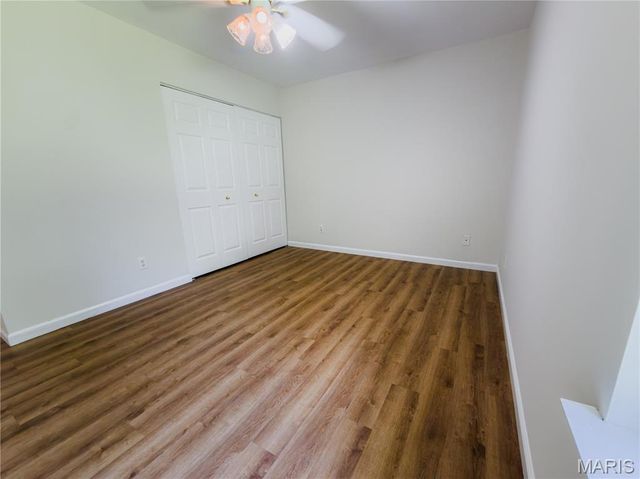 1907 Meadow Trails Drive, Florissant, MO 63031