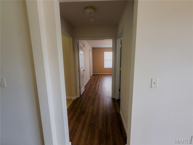 1907 Meadow Trails Drive, Florissant, MO 63031