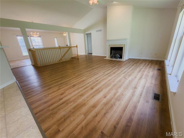 1907 Meadow Trails Drive, Florissant, MO 63031