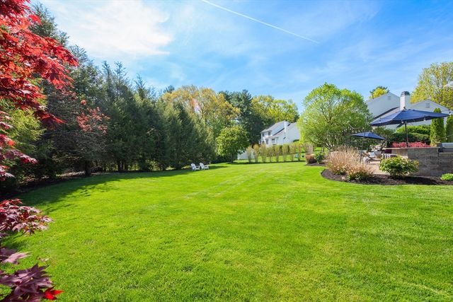 6 Hancock Rd, Franklin, MA 02038