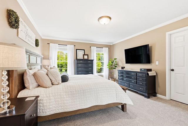 6 Hancock Rd, Franklin, MA 02038