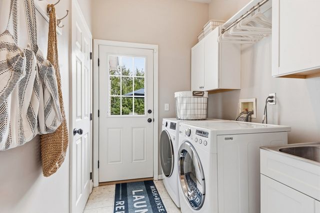 6 Hancock Rd, Franklin, MA 02038