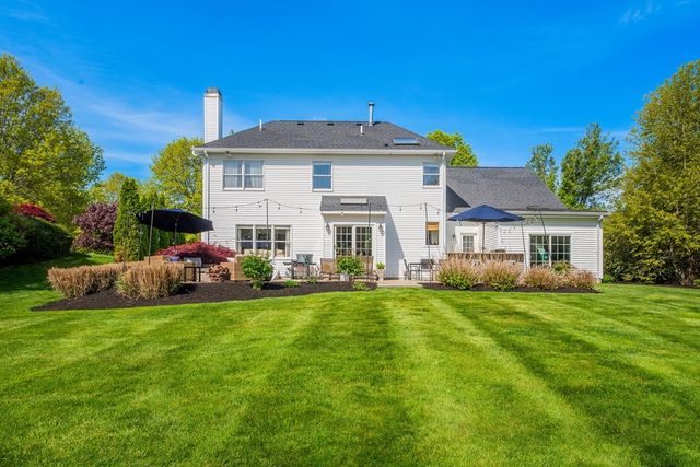 6 Hancock Rd, Franklin, MA 02038