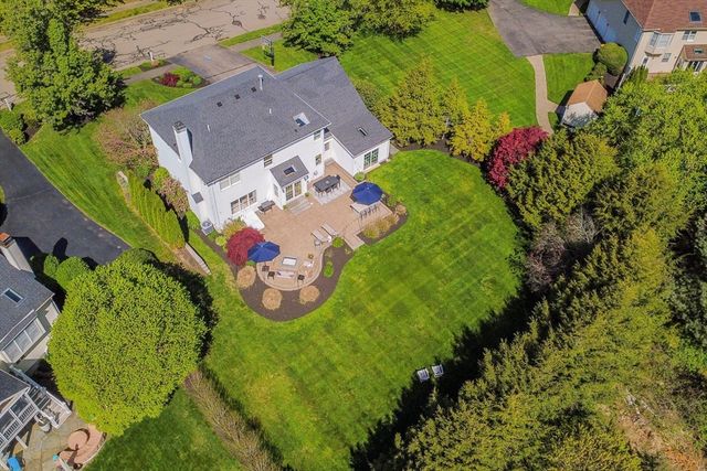 6 Hancock Rd, Franklin, MA 02038
