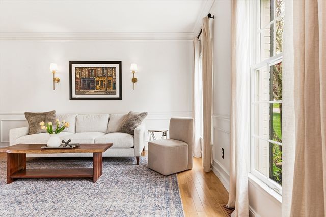 6 Hancock Rd, Franklin, MA 02038