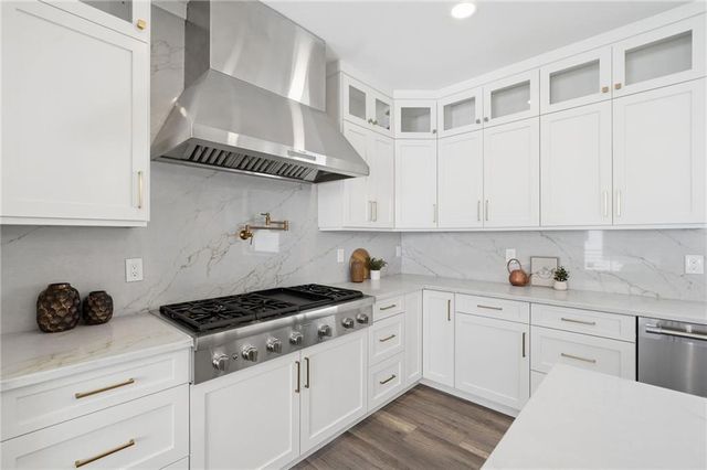 415 Westside Drive, Roswell, GA 30075