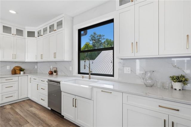 415 Westside Drive, Roswell, GA 30075