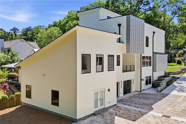 415 Westside Drive, Roswell, GA 30075