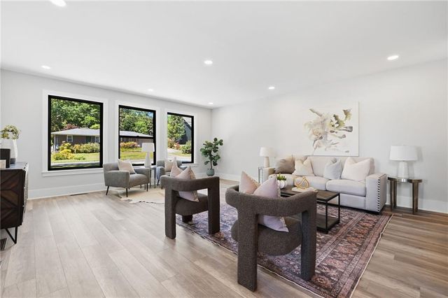 415 Westside Drive, Roswell, GA 30075