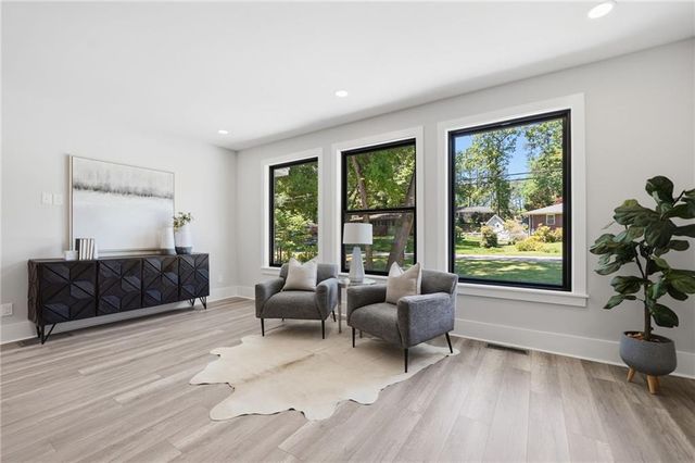 415 Westside Drive, Roswell, GA 30075